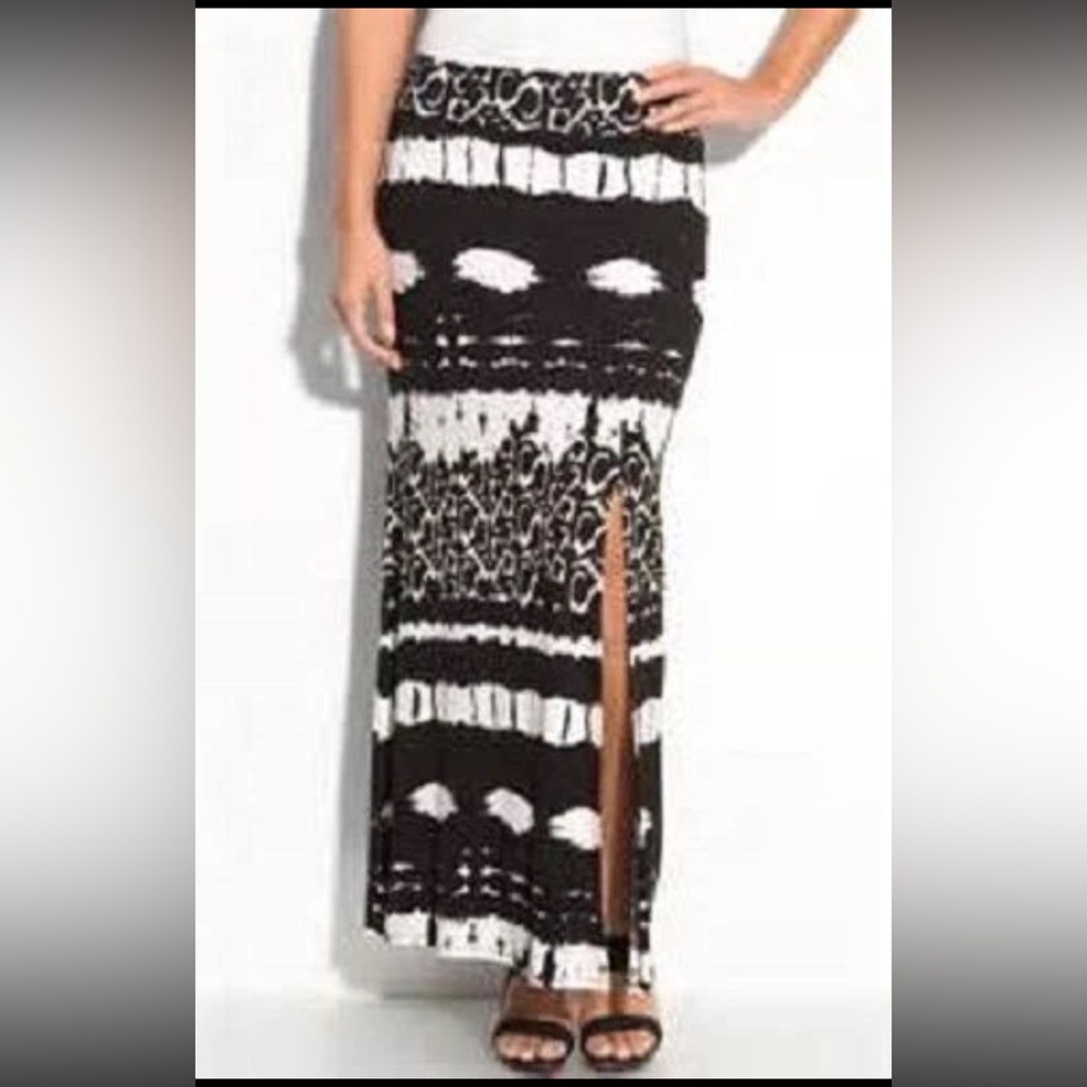 Karen Kane‎ “ Far Away” Black and White Tie-Dye Print Maxi Skirt Sz M
